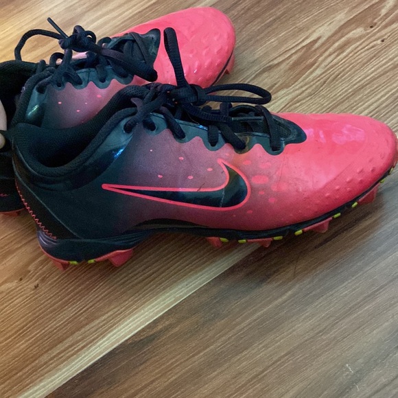 nike fast flex cleats hot pink and black - Picture 2 of 3